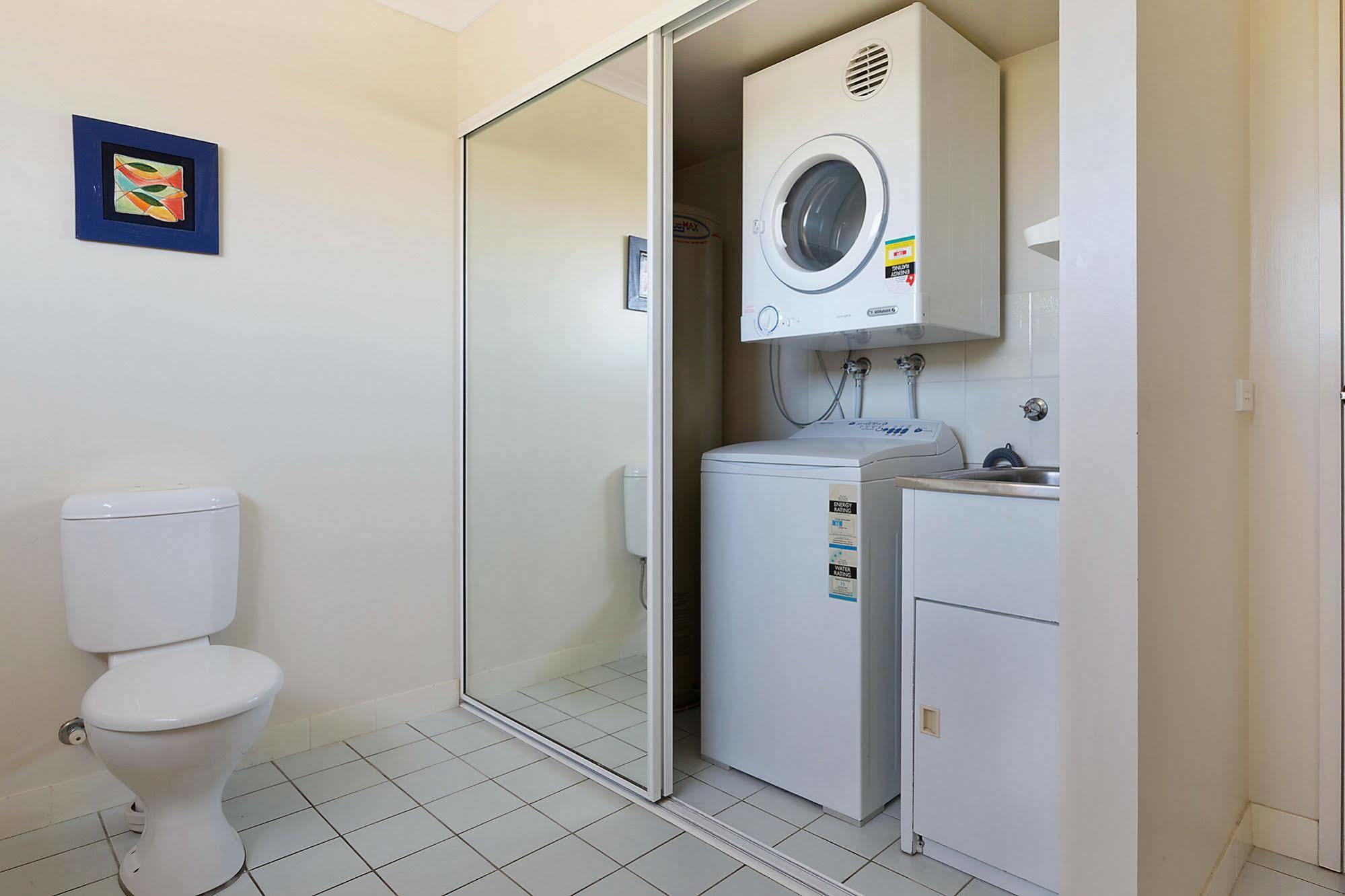 Baywatch Apartments メリンブラ エクステリア 写真