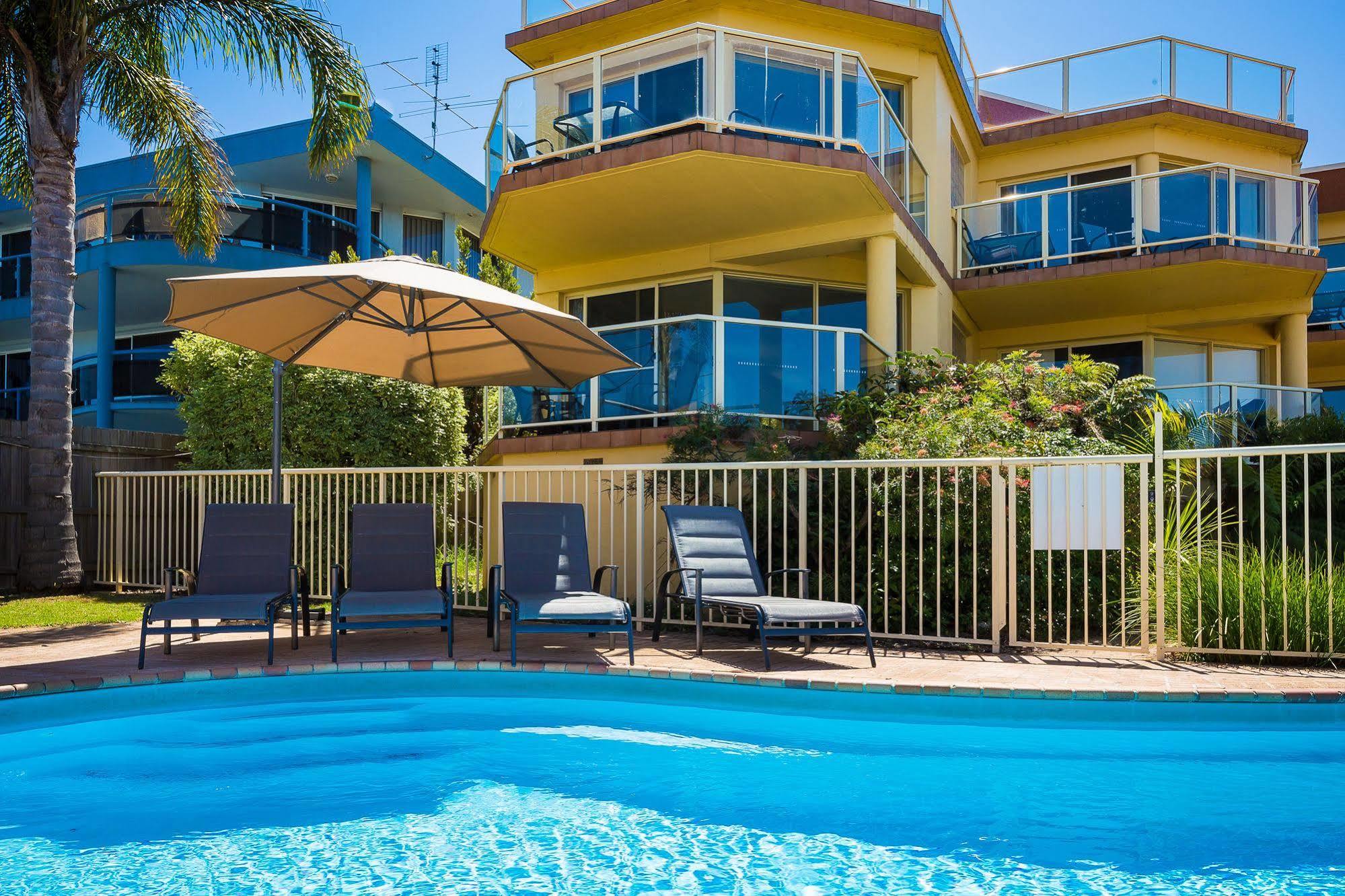 Baywatch Apartments メリンブラ エクステリア 写真