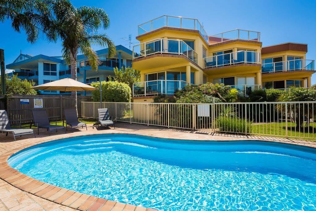 Baywatch Apartments メリンブラ エクステリア 写真